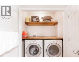 235 Cougar Plateau Way Sw, Calgary, AB T3H5S3 Photo 22