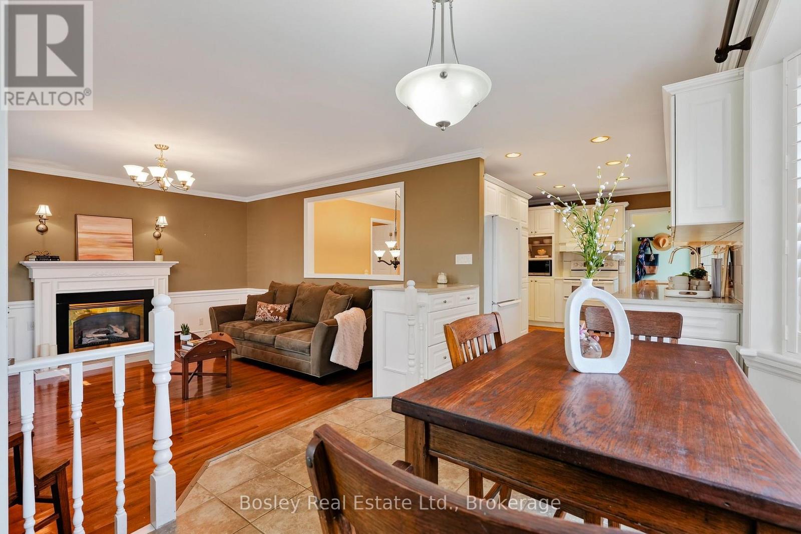 5 RALSTON DRIVE - 22