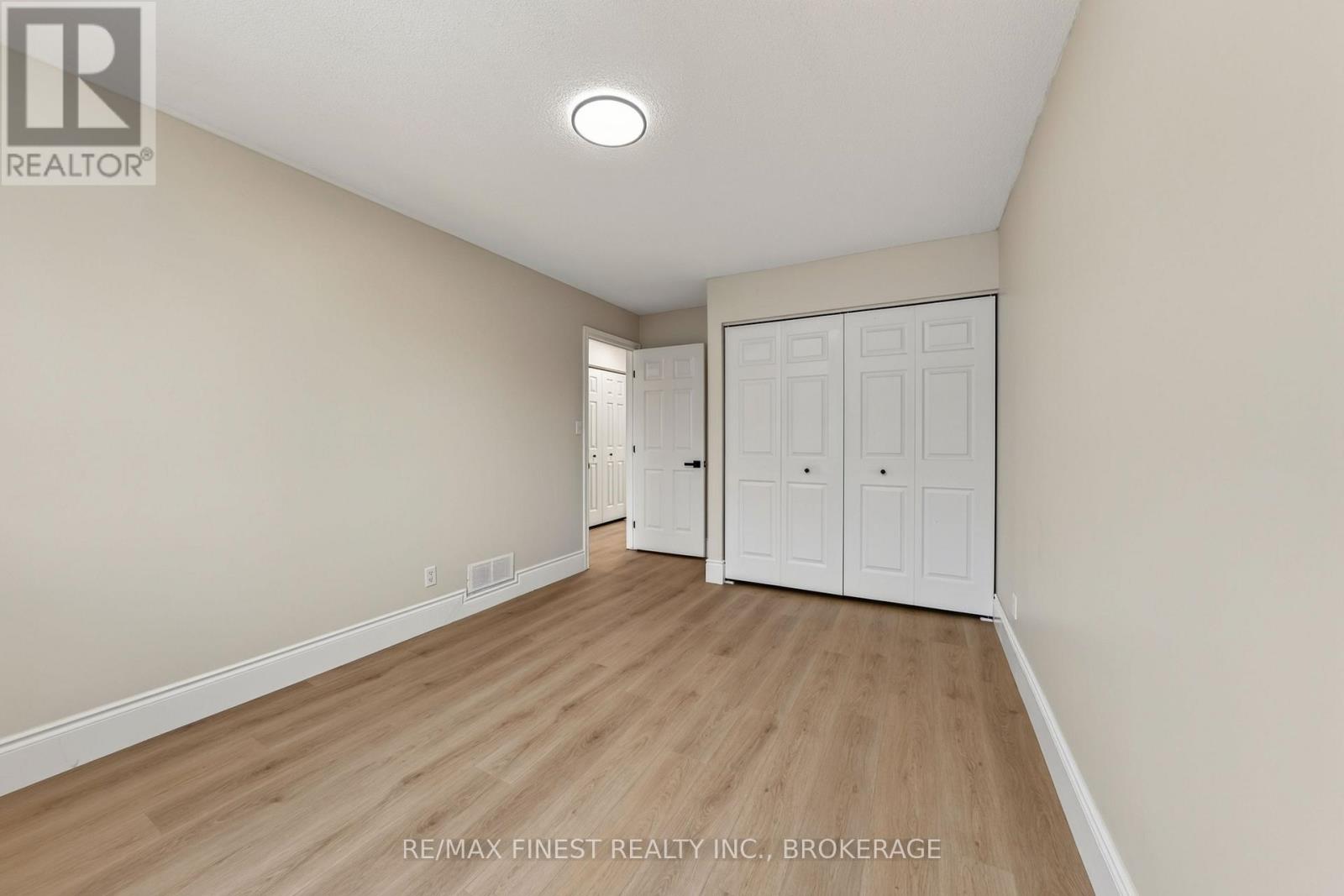 975 RINGSTEAD STREET - 18