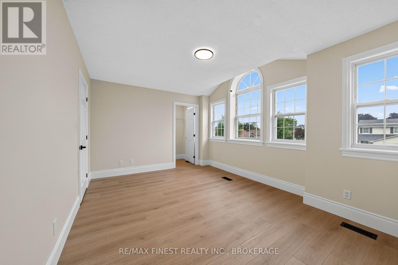 975 RINGSTEAD STREET - 22