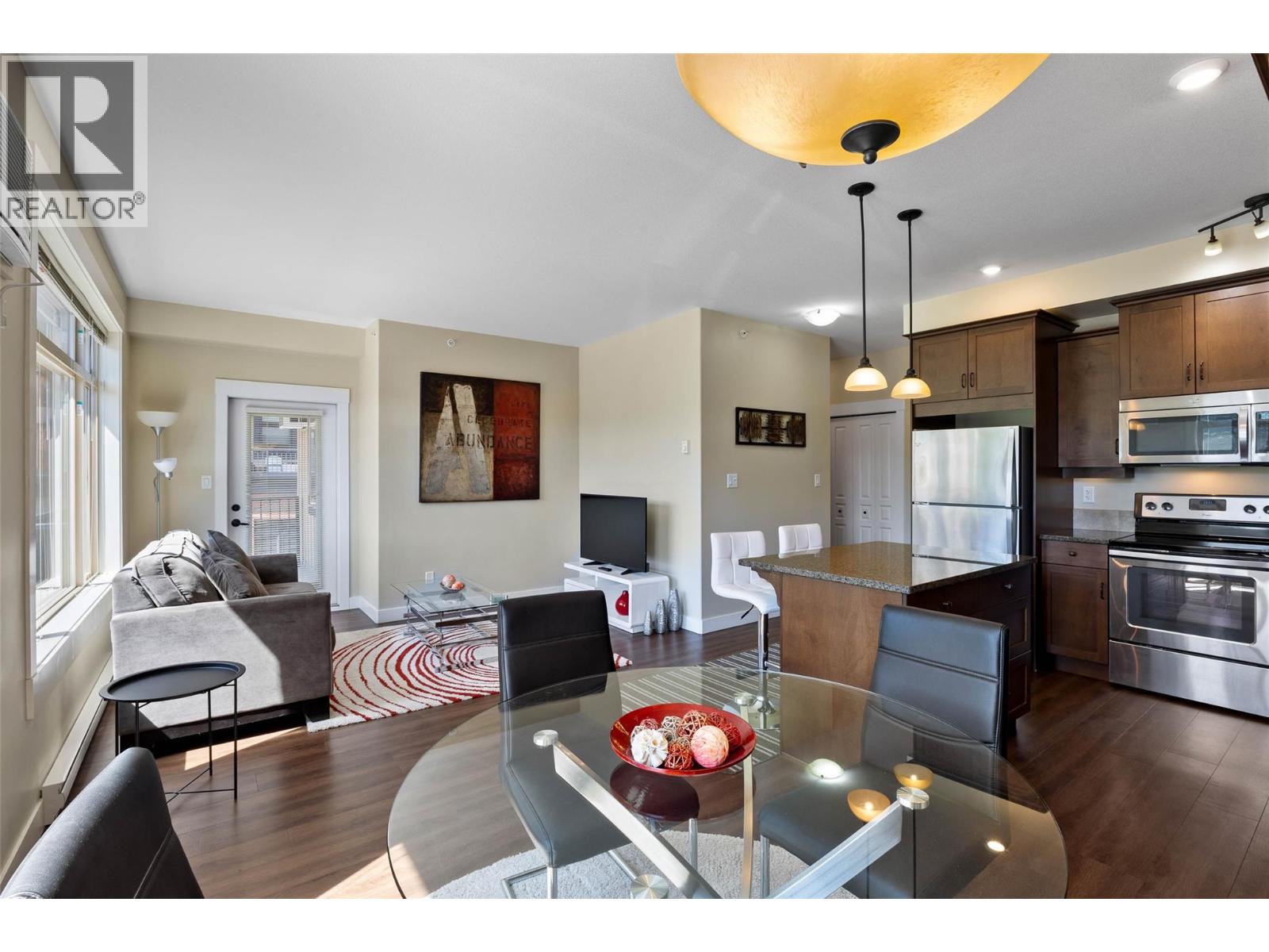 #401 755 McGill Road - 11