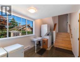 1562 Richardson St, Victoria, BC V8S1R3 Photo 38