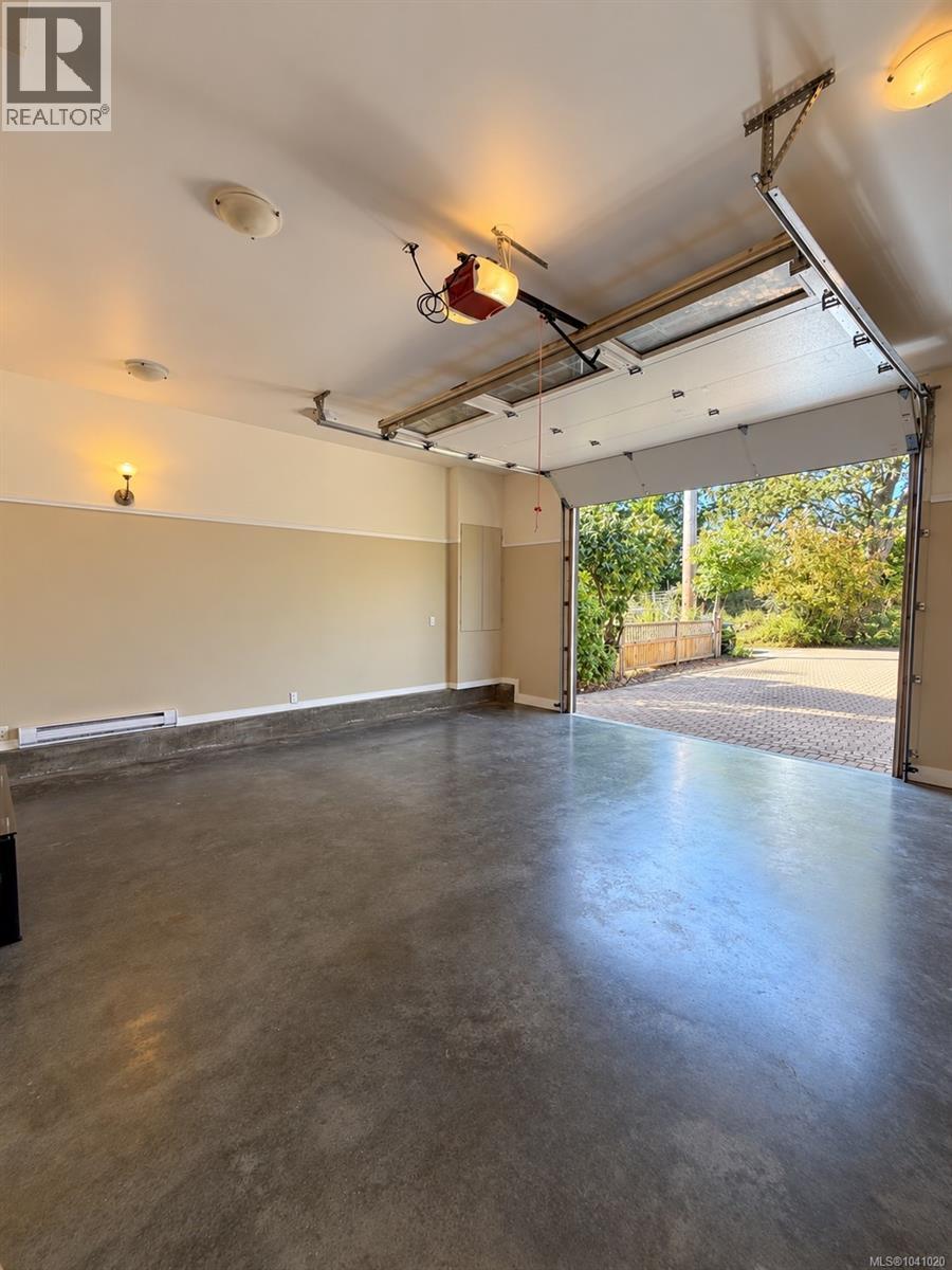 1562 Richardson St - 46