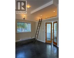 1562 Richardson St, Victoria, BC V8S1R3 Photo 47