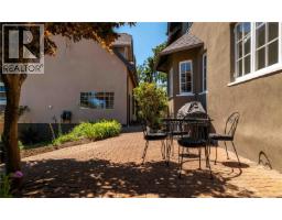 1562 Richardson St, Victoria, BC V8S1R3 Photo 50