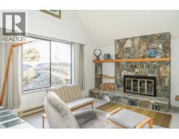 Eating area - 3574 Mcinnis Rise, Saanich, BC V8P5M7 Photo 7