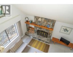 Loft - 3574 Mcinnis Rise, Saanich, BC V8P5M7 Photo 9