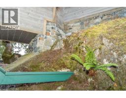 3574 Mcinnis Rise, Saanich, BC V8P5M7 Photo 40