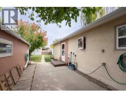 1207 41 Avenue N, Lethbridge, AB T1H6B3 Photo 26