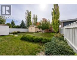 1207 41 Avenue N, Lethbridge, AB T1H6B3 Photo 18