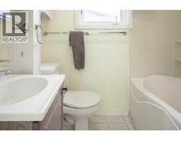 1207 41 Avenue N, Lethbridge, AB T1H6B3 Photo 12