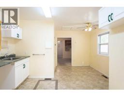 1207 41 Avenue N, Lethbridge, AB T1H6B3 Photo 9