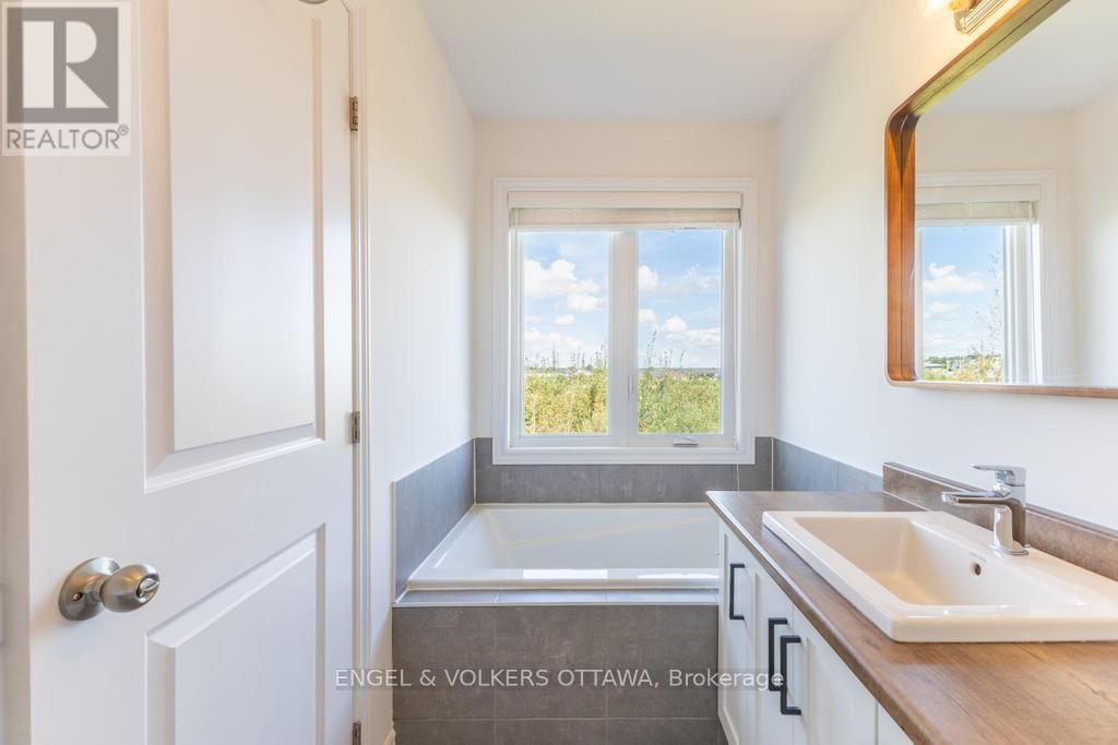 33 MCPHAIL ROAD - Image 26