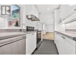 D - 30 Pinewood Avenue, Toronto, ON M6C2V1 Photo 10