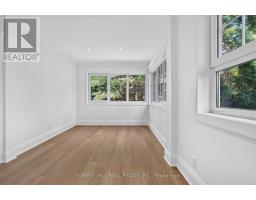 D - 30 Pinewood Avenue, Toronto, ON M6C2V1 Photo 17