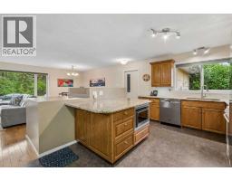 Storage - 1403 104 Avenue Sw, Calgary, AB T2W0A7 Photo 9
