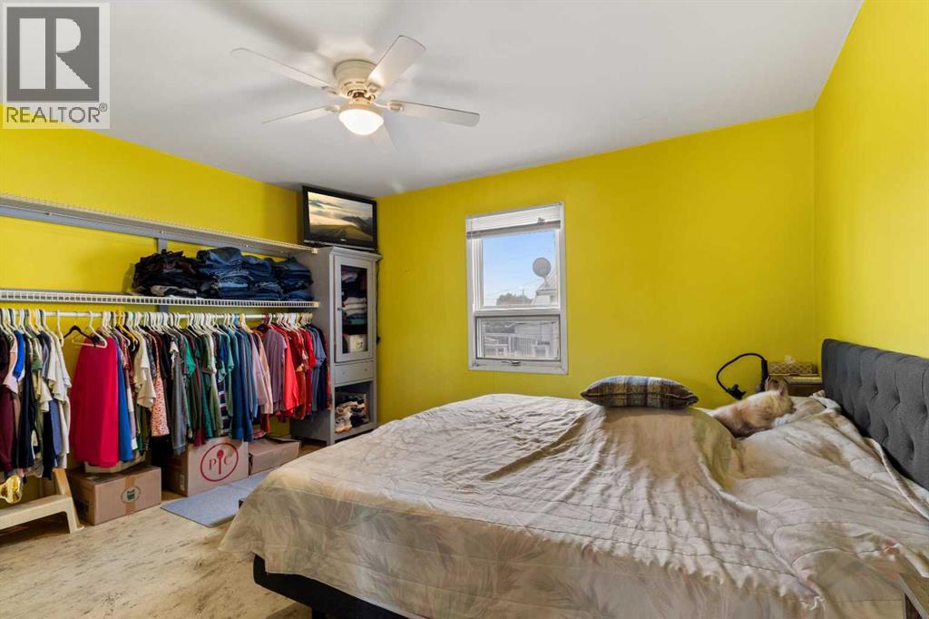 Listing photo – 439 Aberdeen Avenue, Carbon