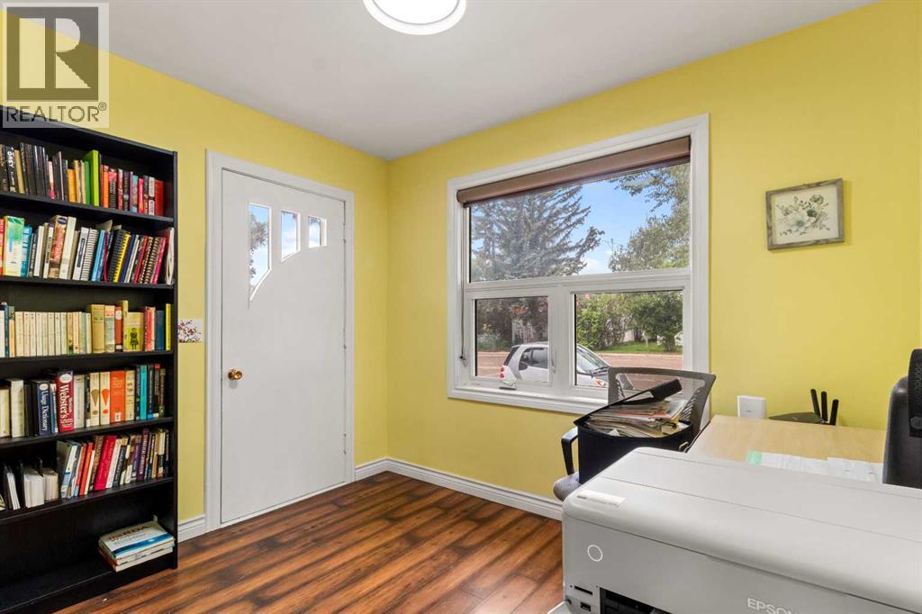 Listing photo – 439 Aberdeen Avenue, Carbon