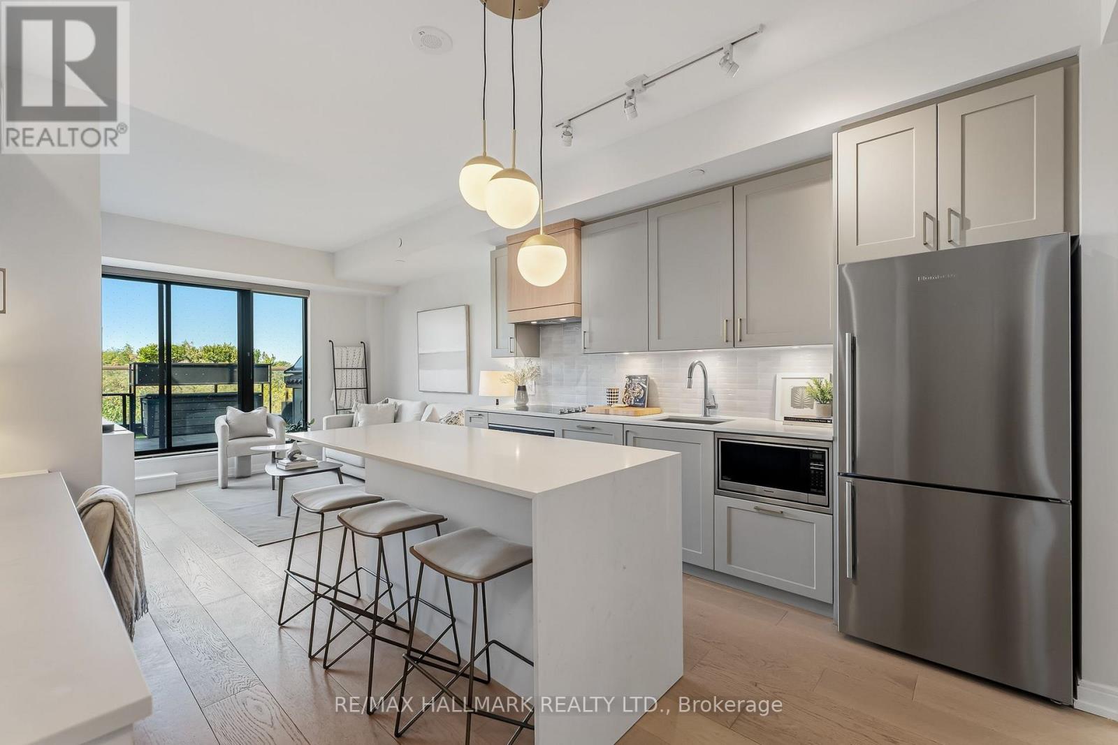 #410 1100 KINGSTON ROAD - 1