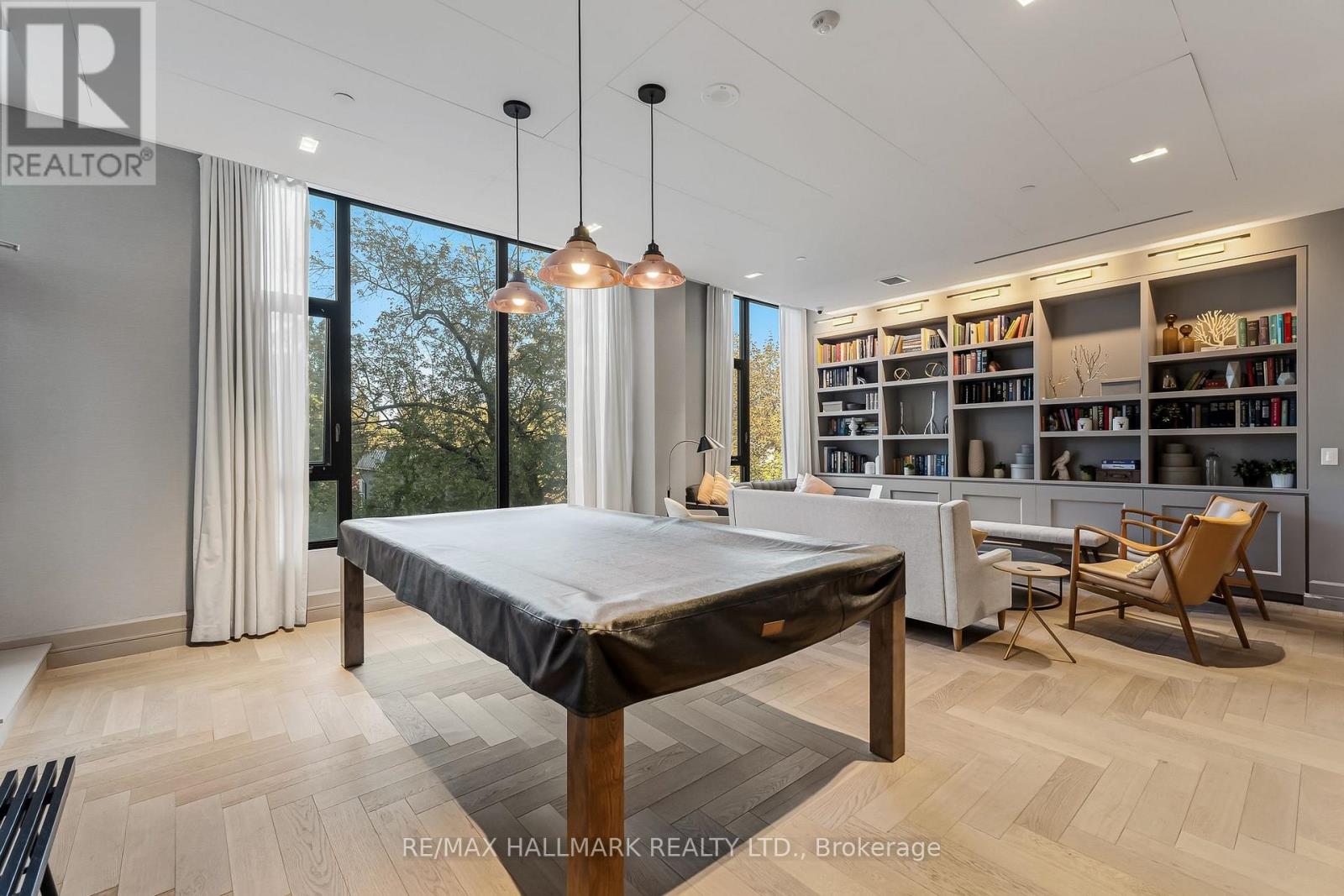 #410 1100 KINGSTON ROAD - 33