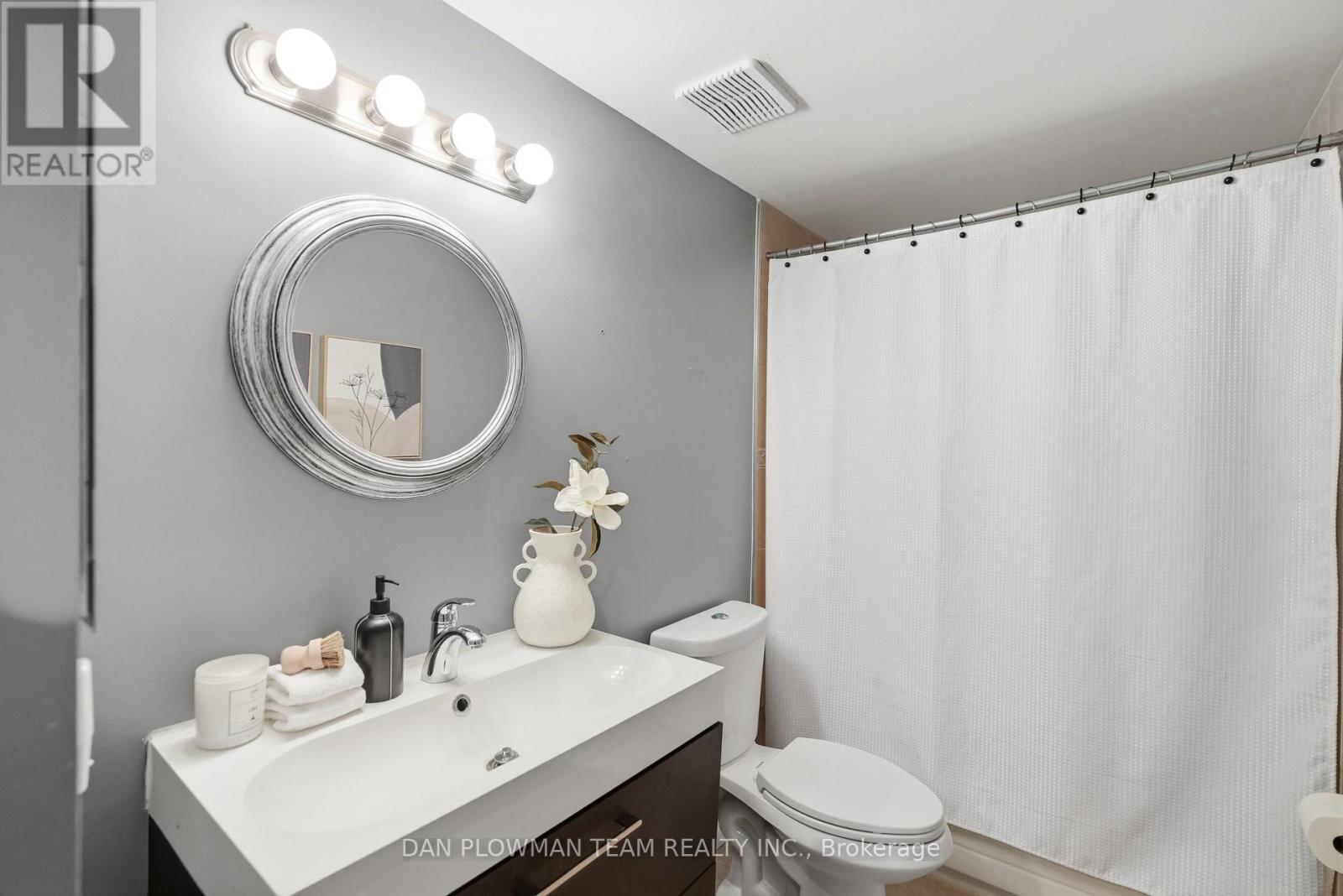 77 HIALEAH CRESCENT - 19