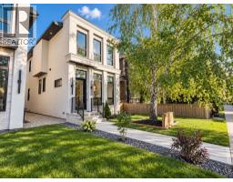 2424 31 Street SW - photo 1