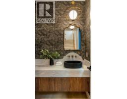 Bedroom - 2424 31 Street Sw, Calgary, AB T3E2N5 Photo 11