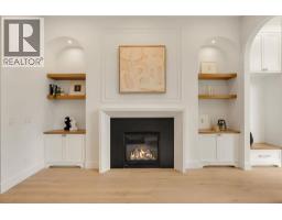 5pc Bathroom - 2424 31 Street Sw, Calgary, AB T3E2N5 Photo 15