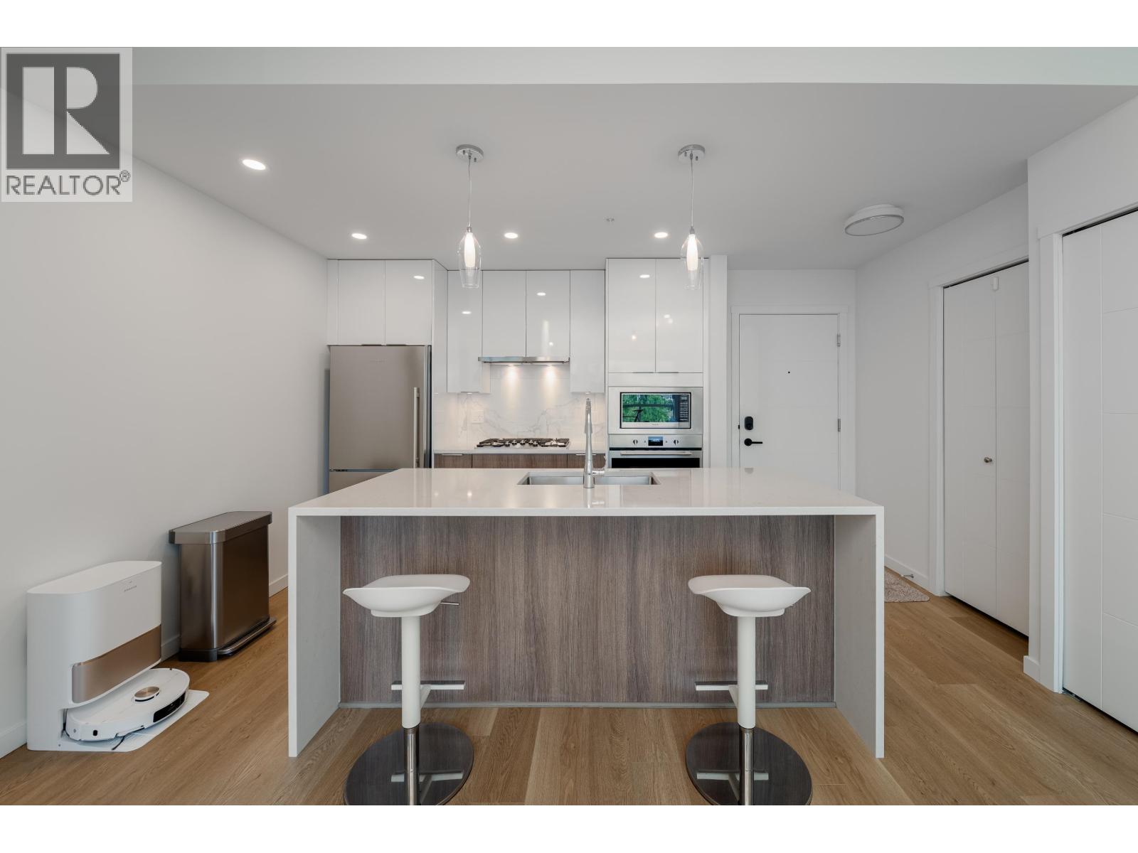 Property for sale at 413 11641 227 STREET