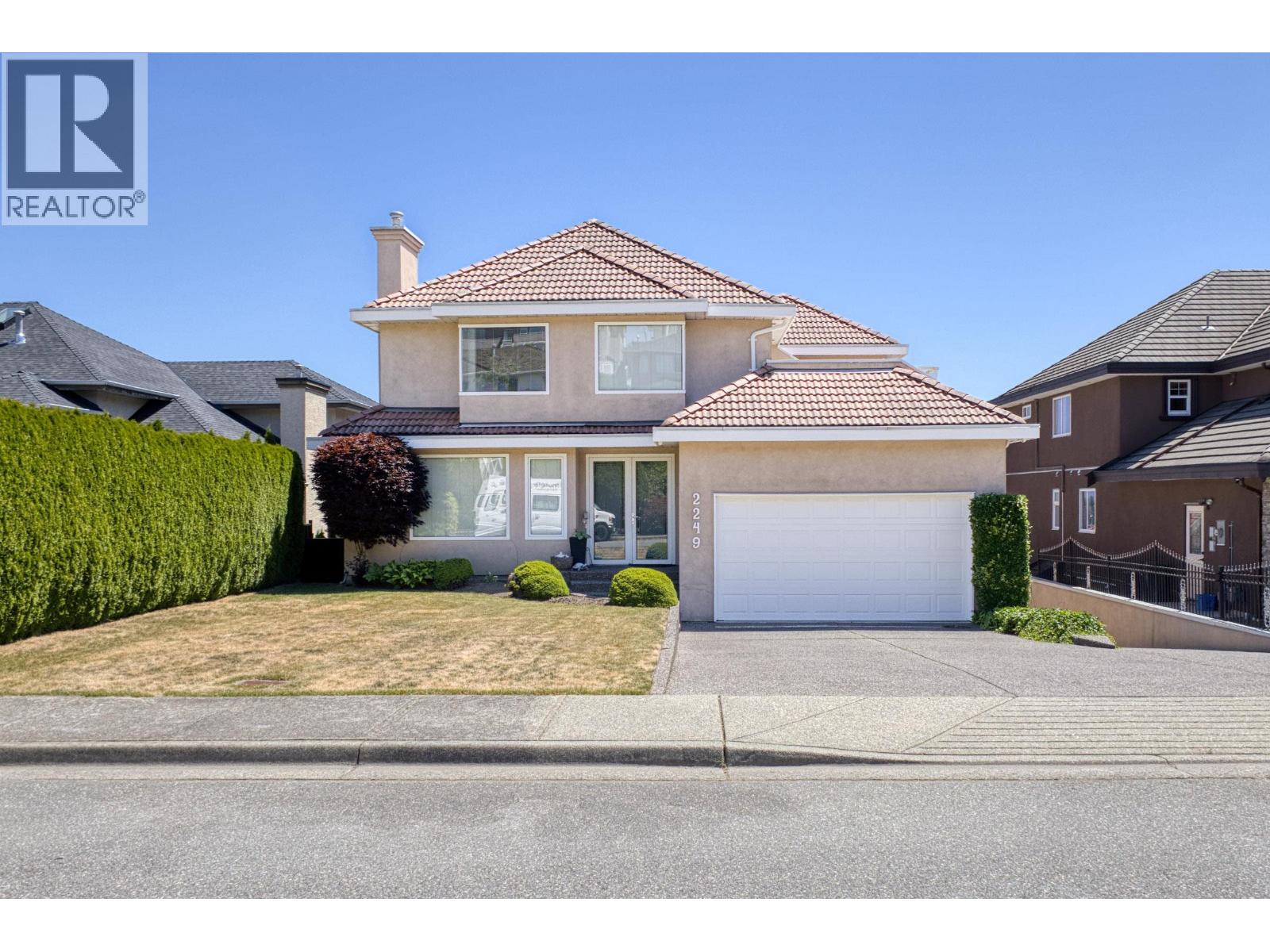 2249 SICAMOUS AVENUE
