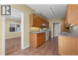 2249 Sicamous Avenue, Coquitlam, BC V3K6R9 Photo 30
