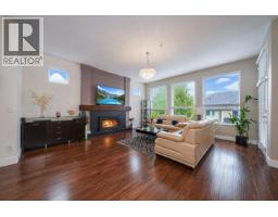 10499 Mceachern Street, Maple Ridge, BC V2W0H8 Photo 7