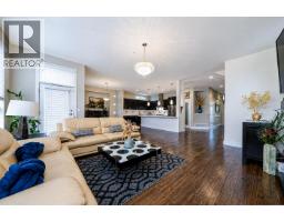 10499 Mceachern Street, Maple Ridge, BC V2W0H8 Photo 8
