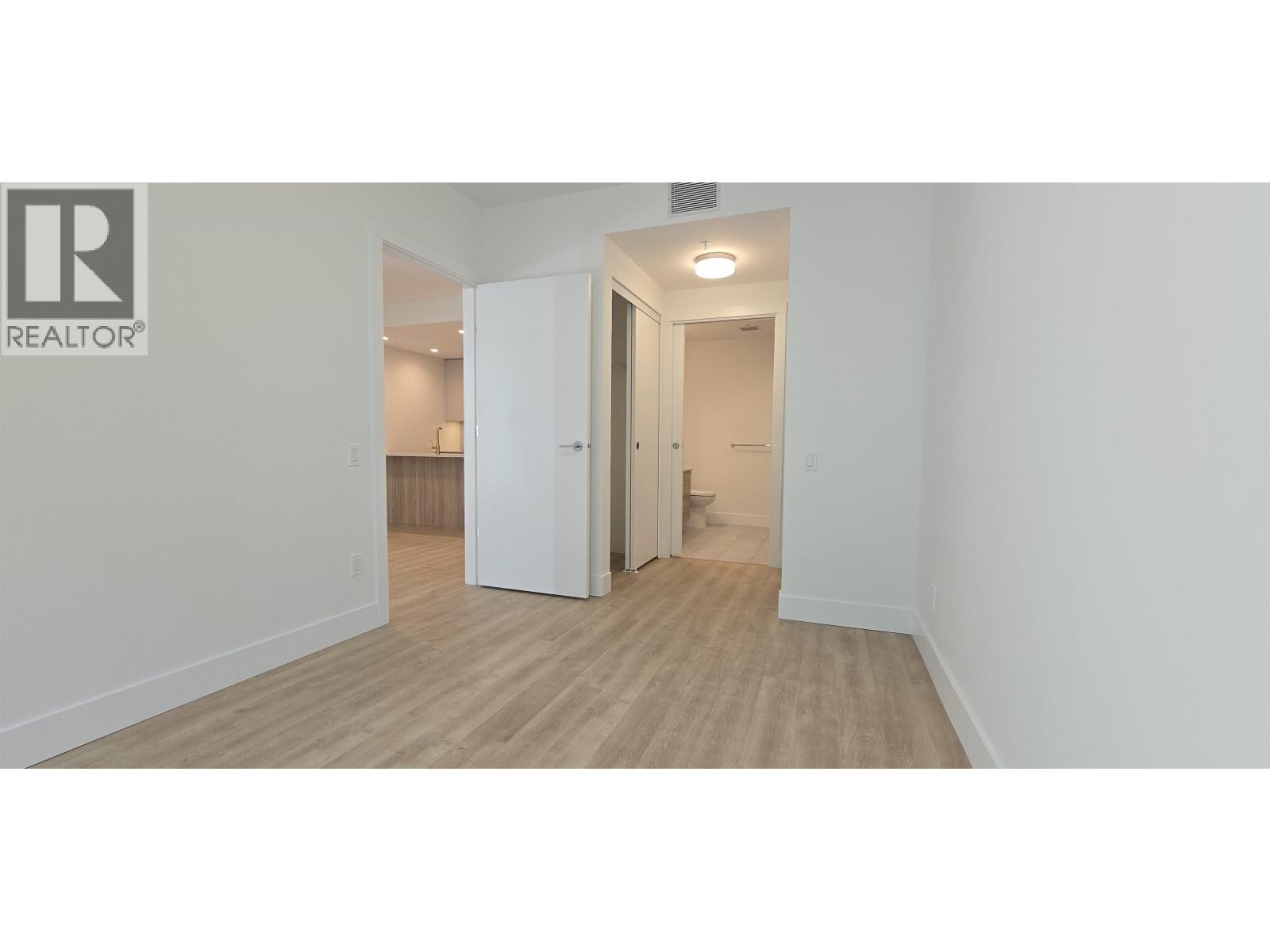 410 3225 EMERY COURT, North Vancouver