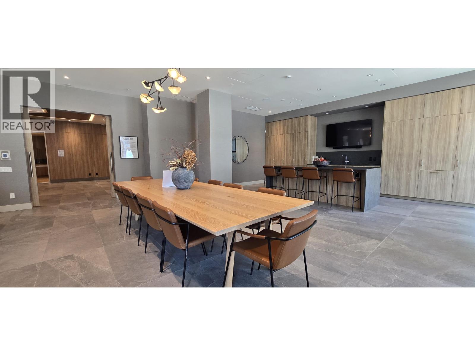 410 3225 EMERY COURT, North Vancouver