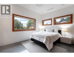 7317 Barnet Road, Burnaby, BC V5A1E5 Photo 21