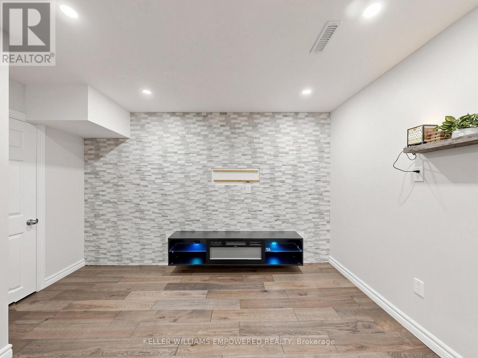 100 DAWLISH AVENUE - Image 38