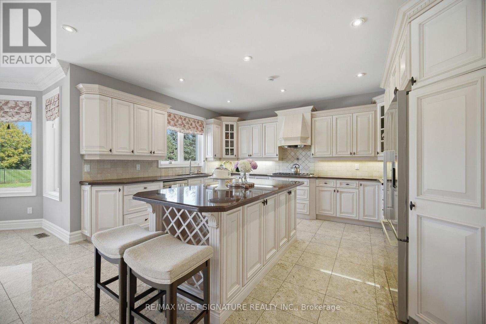 22 DI NARDO COURT, King (King City) — photo 10
