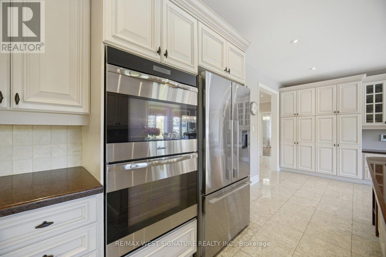 22 DI NARDO COURT, King (King City) — photo 11