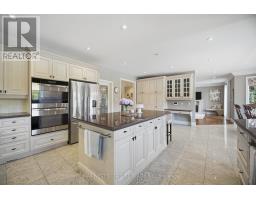 22 Di Nardo Court, King, ON L7B1M2 Photo 12