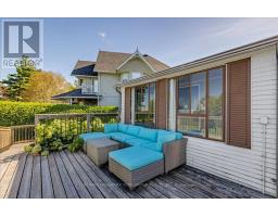 525 Lake Drive E, Georgina, ON L0E1S0 Photo 10