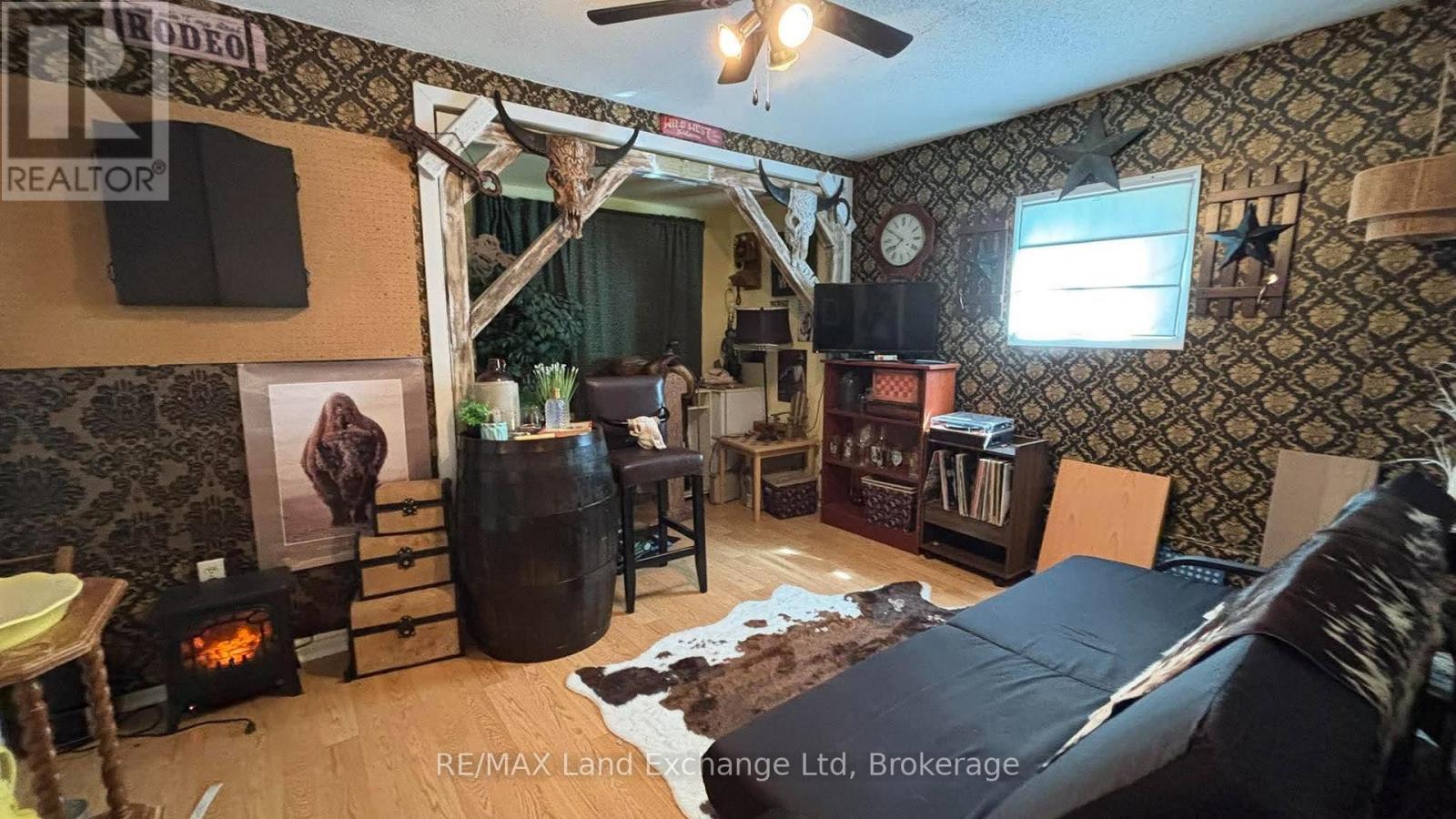 91 PATRICK STREET W - 16