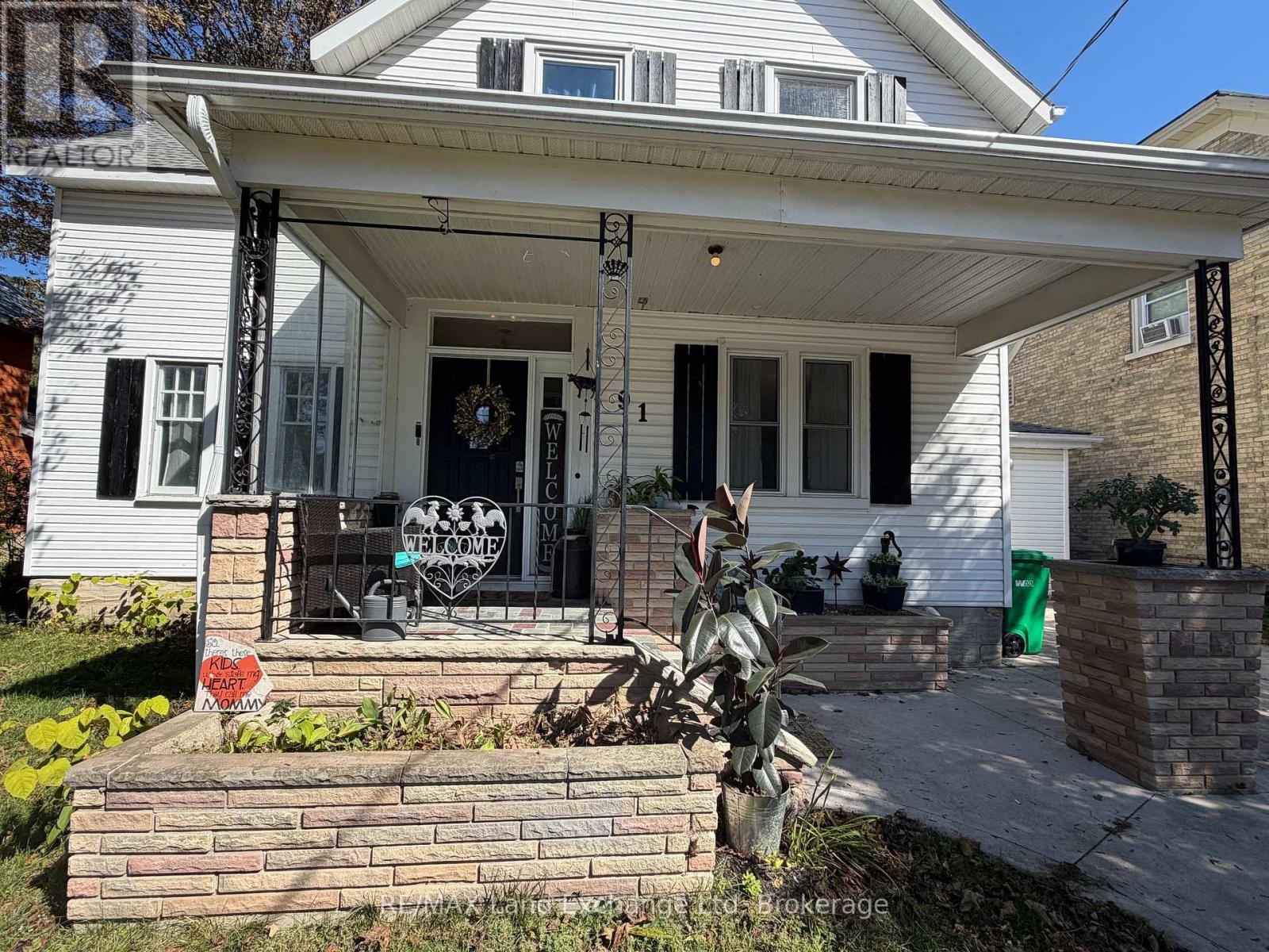 91 PATRICK STREET W - 2