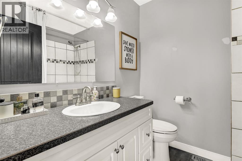 810 Almond Avenue - 15