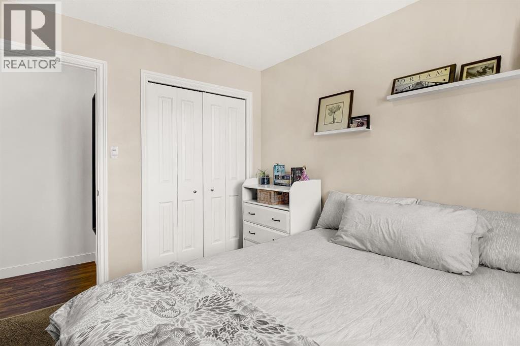 810 Almond Avenue - Image 18