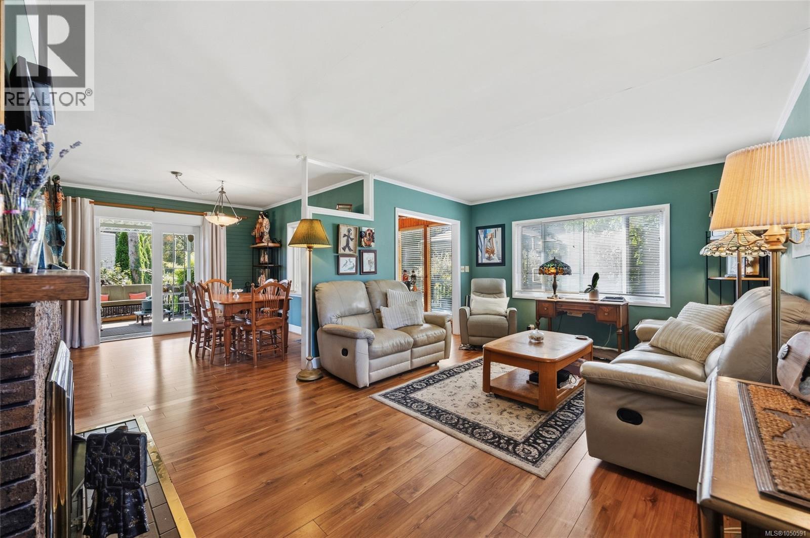 1719 Centennial Ave E - 17