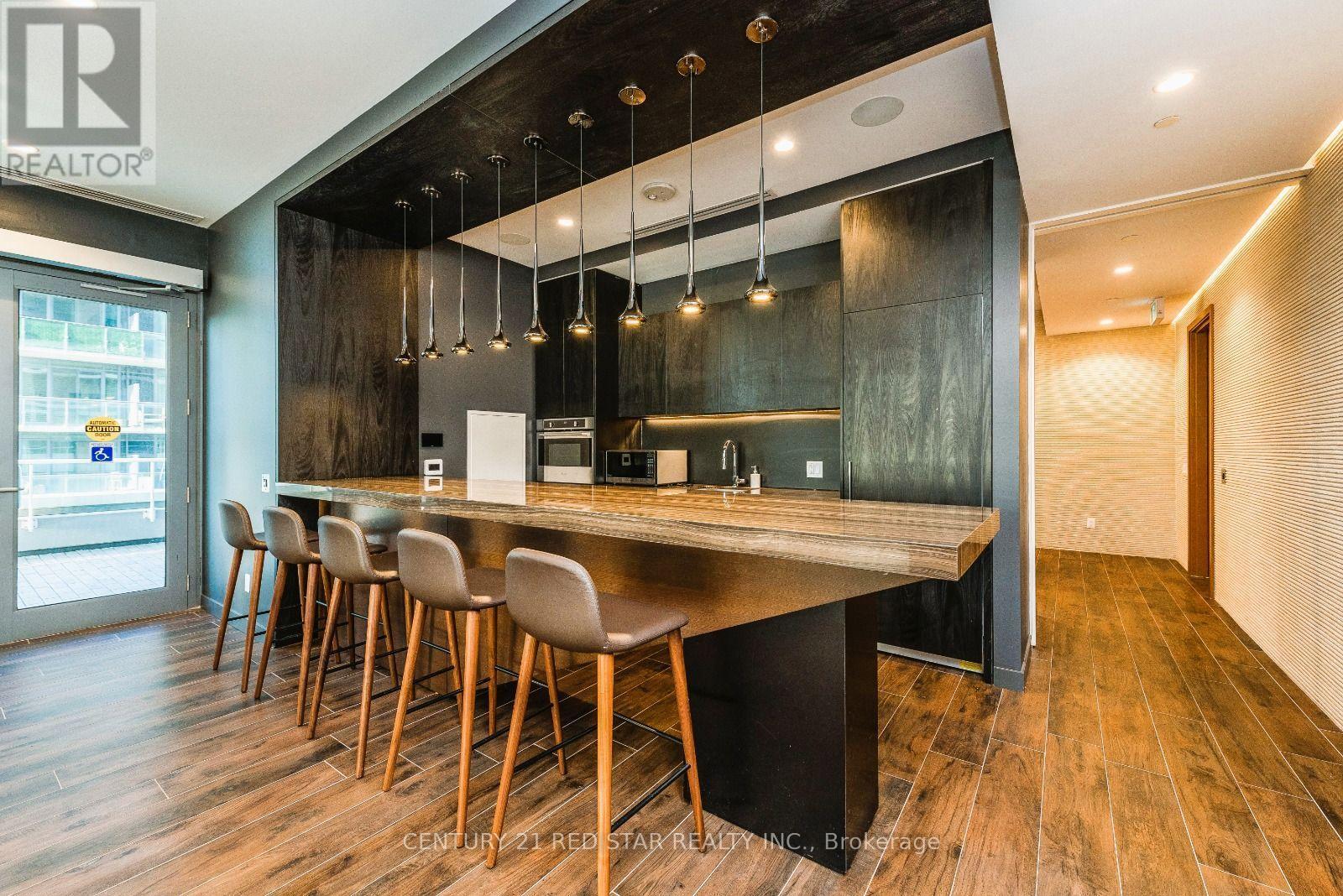 #4801 70 ANNIE CRAIG DRIVE - Image 30