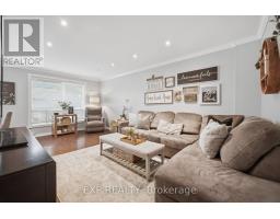 Family room - 14 Royal Palm Drive, Brampton, ON L6Z1P5 Photo 8