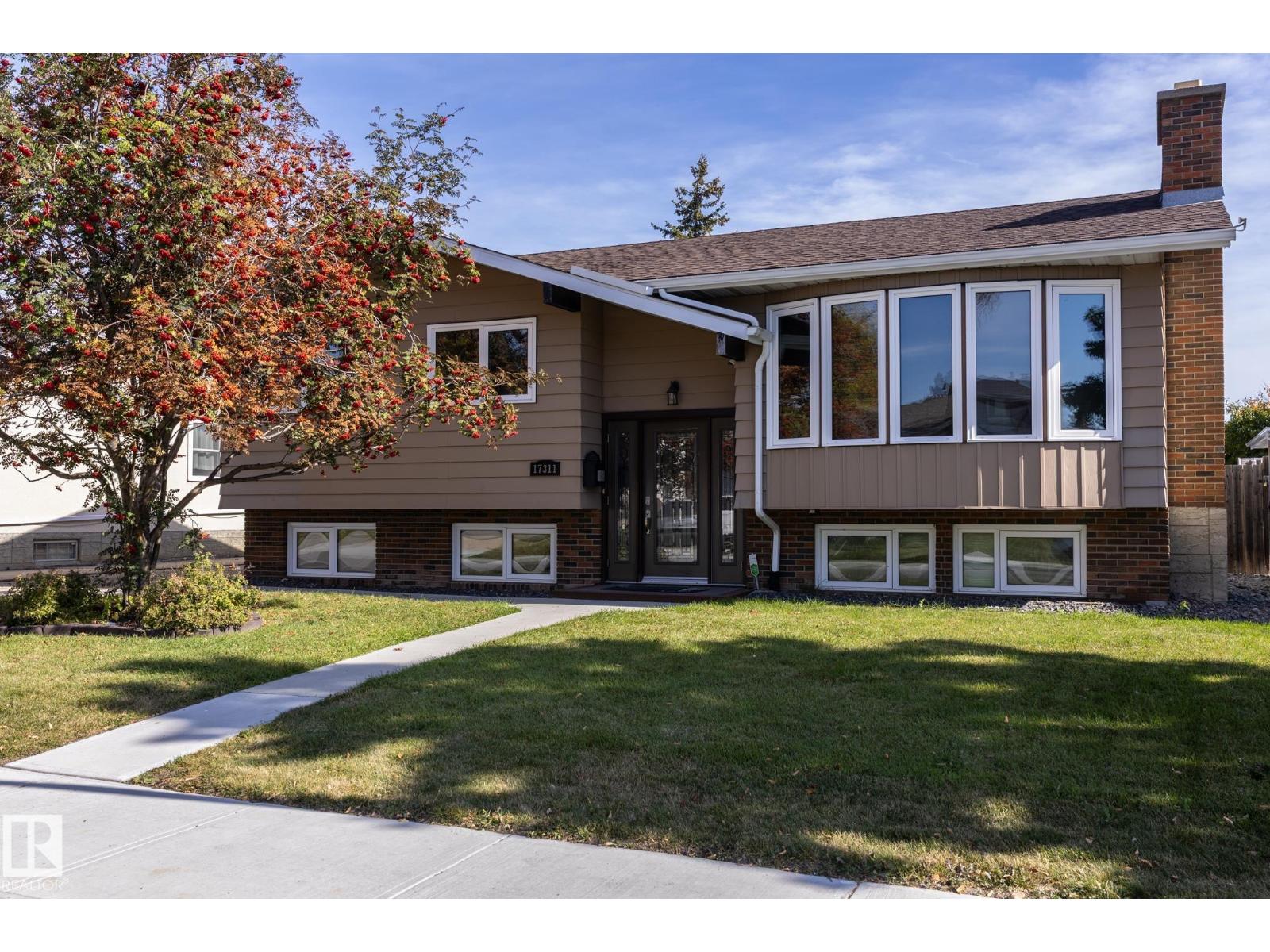 17311 107 ST NW, Edmonton, Alberta, T5X3H5
