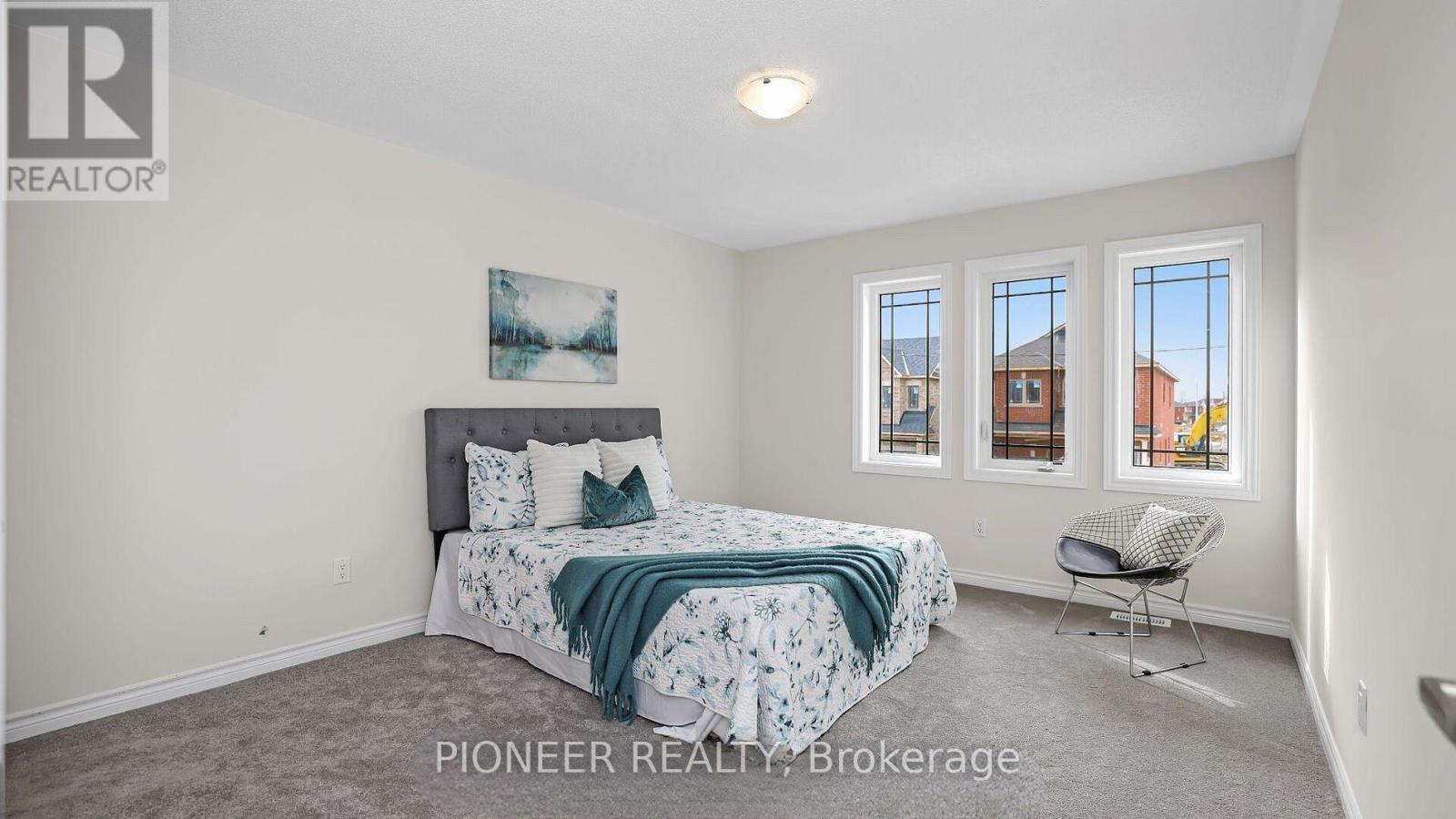 112 PALACE STREET - 36
